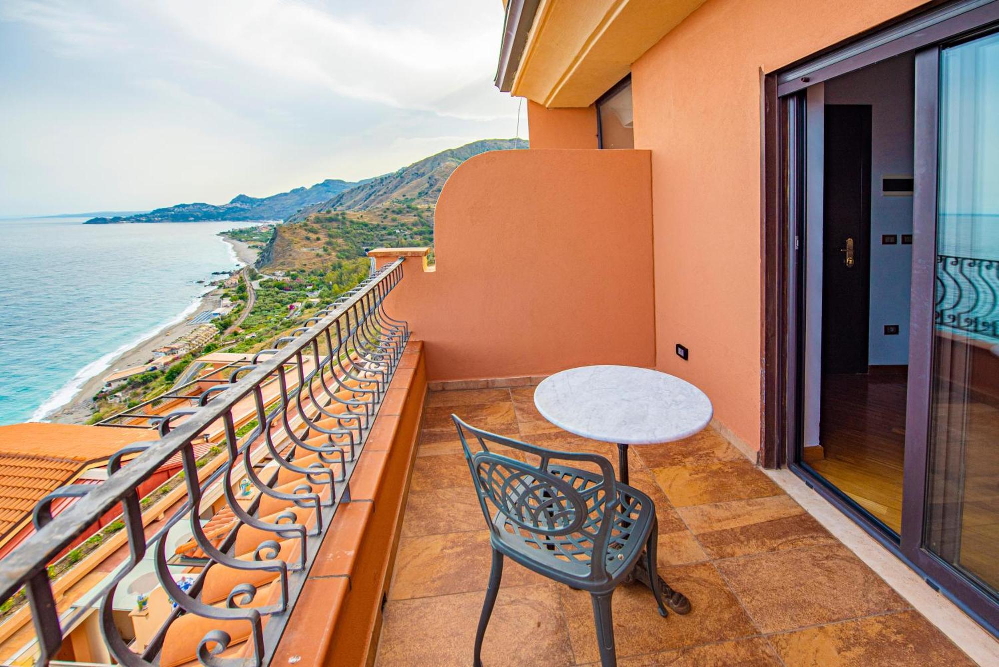 Baia Taormina - Cdshotels Forza dʼAgro Dış mekan fotoğraf